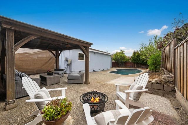 702 Royal Glen Drive, San Jose, CA 95133