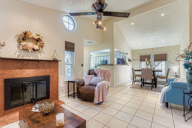 1306 Maplewood Drive, Lewisville, TX 75067
