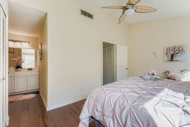 1306 Maplewood Drive, Lewisville, TX 75067