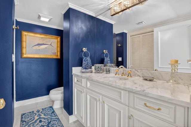 2917 S Ocean Boulevard 205, Highland Beach, FL 33487