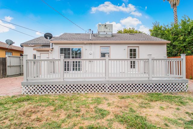 1832 Rockrose Rd, West Sacramento, CA 95691