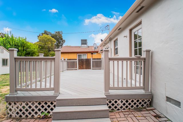 1832 Rockrose Rd, West Sacramento, CA 95691