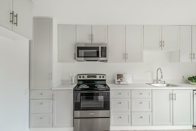 1832 Rockrose Rd, West Sacramento, CA 95691