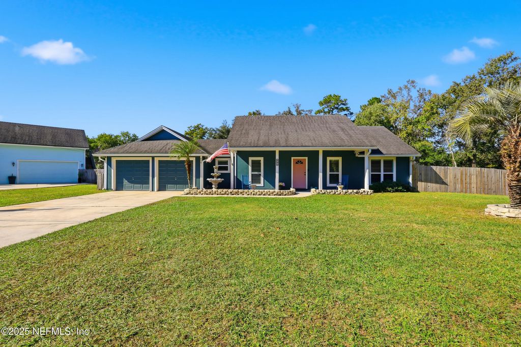 898 JOHNS Avenue, Orange Park, FL 32065