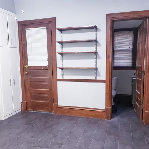 226 College Avenue, Grand Rapids, MI 49503