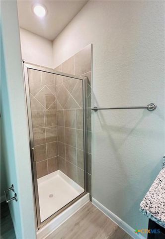 516 Hudson St, Seguin, TX 78155