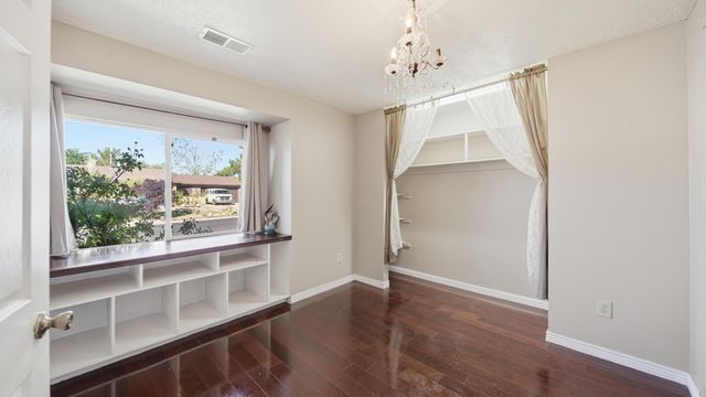 439 Wagon Train Drive SE, Rio Rancho, NM 87124