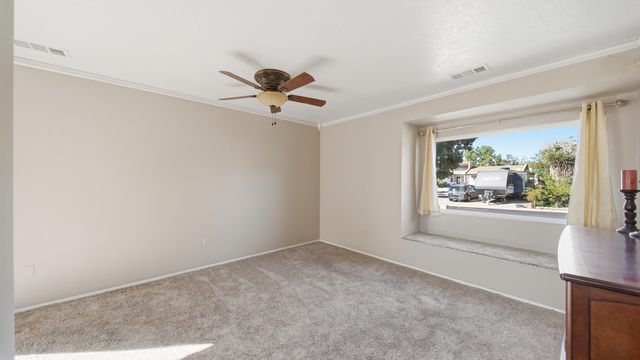 439 Wagon Train Drive SE, Rio Rancho, NM 87124