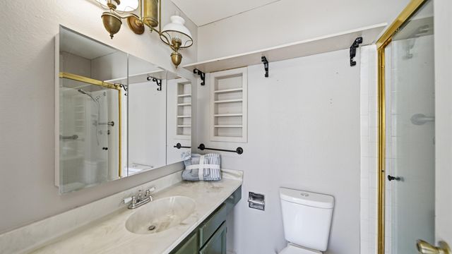 439 Wagon Train Drive SE, Rio Rancho, NM 87124