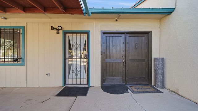 439 Wagon Train Drive SE, Rio Rancho, NM 87124