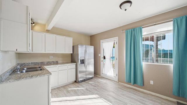 439 Wagon Train Drive SE, Rio Rancho, NM 87124