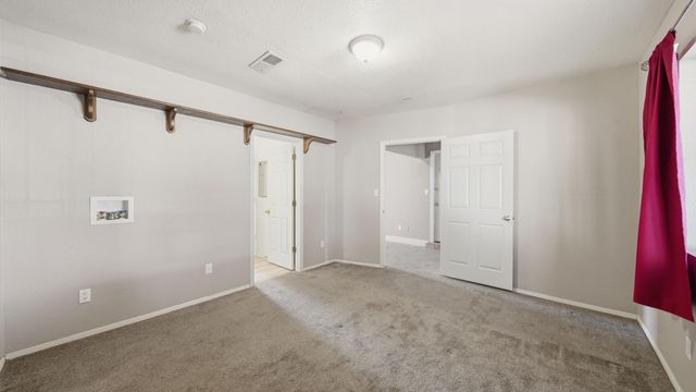 439 Wagon Train Drive SE, Rio Rancho, NM 87124