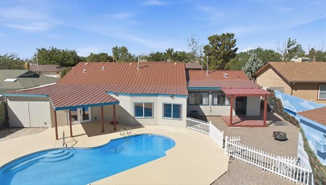 439 Wagon Train Drive SE, Rio Rancho, NM 87124
