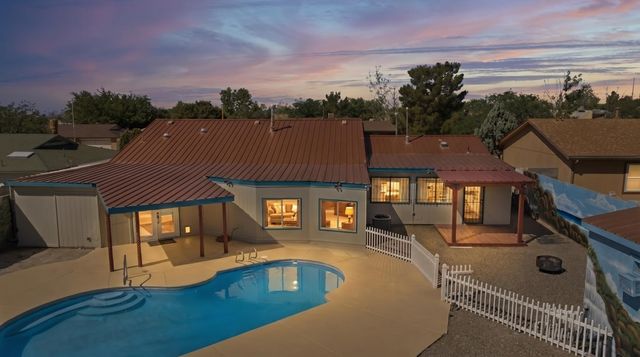 439 Wagon Train Drive SE, Rio Rancho, NM 87124