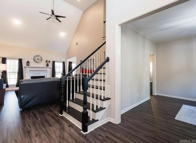 6520 W Caribbean Drive, Benton, AR 72019