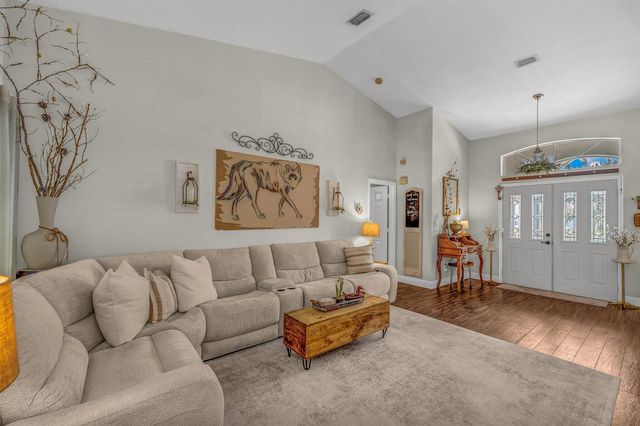 3283 SE West Snow Road, Port St. Lucie, FL 34984