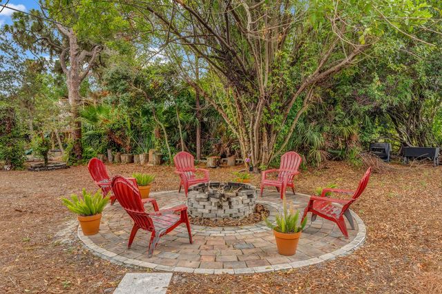3283 SE West Snow Road, Port St. Lucie, FL 34984