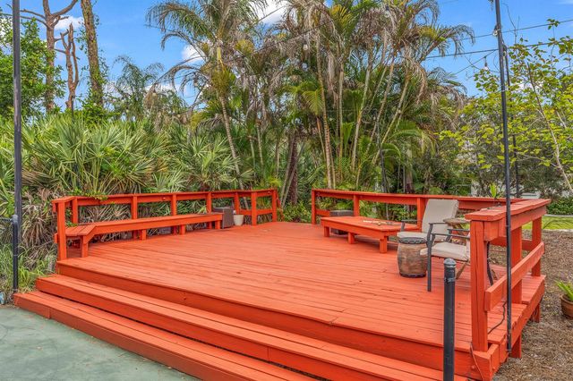 3283 SE West Snow Road, Port St. Lucie, FL 34984