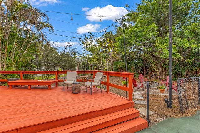 3283 SE West Snow Road, Port St. Lucie, FL 34984