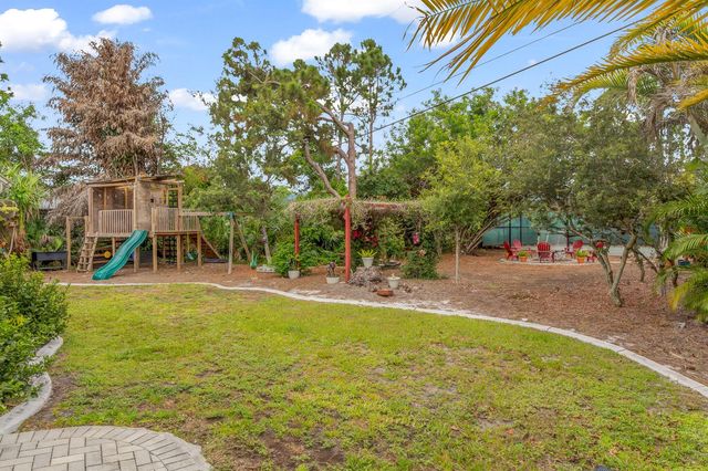3283 SE West Snow Road, Port St. Lucie, FL 34984