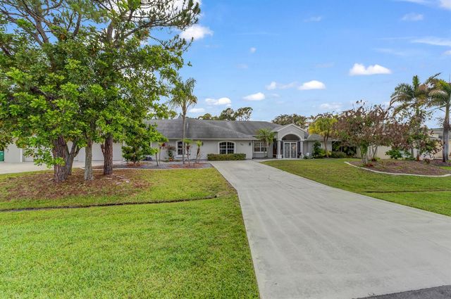 3283 SE West Snow Road, Port St. Lucie, FL 34984