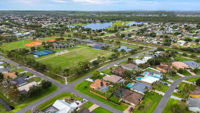 3283 SE West Snow Road, Port St. Lucie, FL 34984