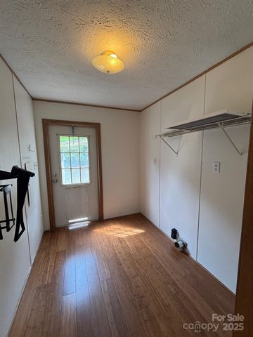 66 Scenic Drive, Bryson City, NC 28713