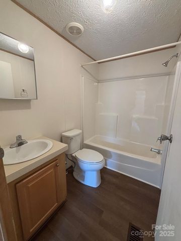 66 Scenic Drive, Bryson City, NC 28713