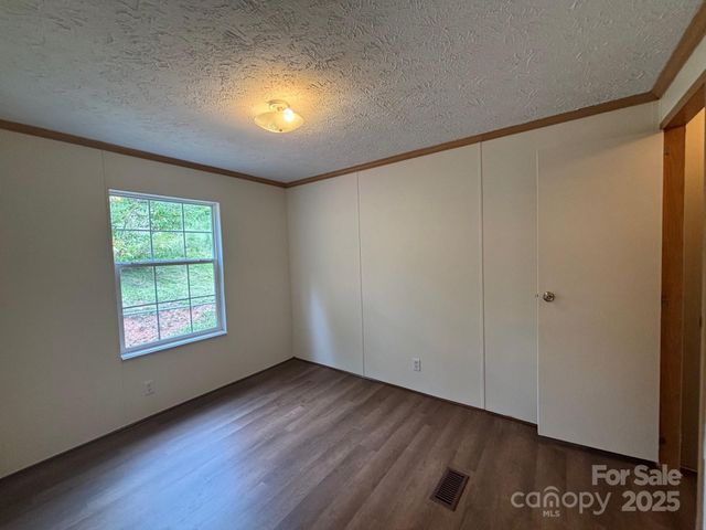 66 Scenic Drive, Bryson City, NC 28713