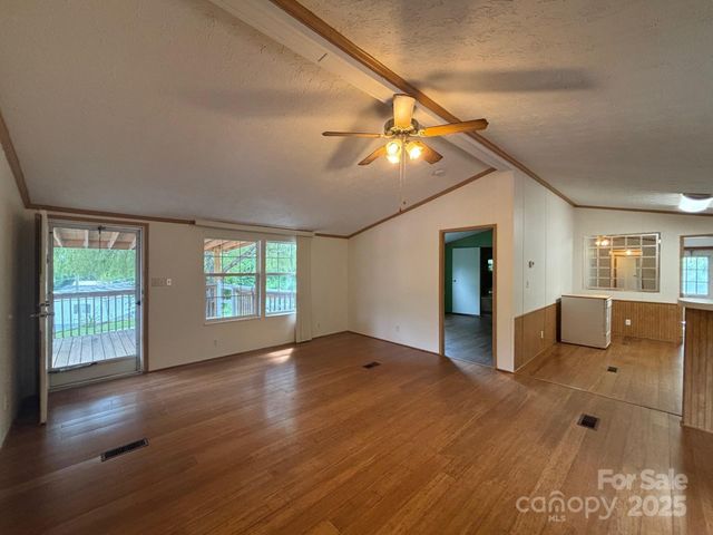 66 Scenic Drive, Bryson City, NC 28713