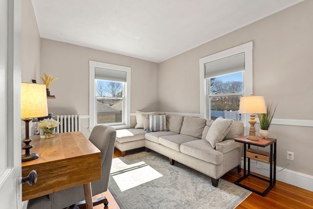 135 Thacher St 135, Milton, MA 02186