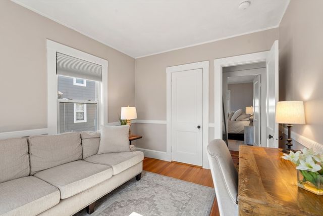 135 Thacher St 135, Milton, MA 02186