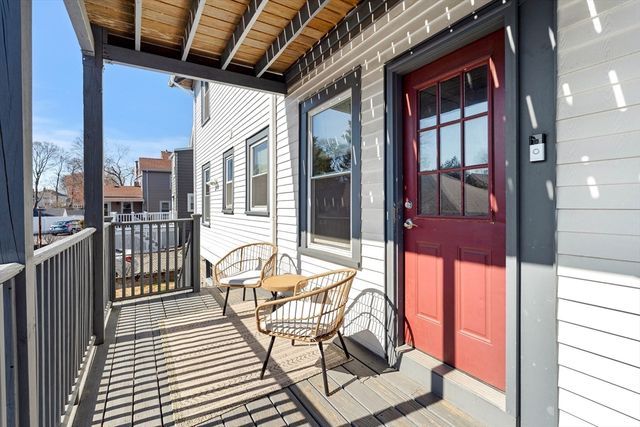 135 Thacher St 135, Milton, MA 02186