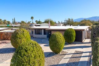 1821 S Rocky Mountain Drive, Tucson, AZ 85710