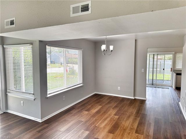 687 Orangewood DR, Virginia Beach, VA 23453