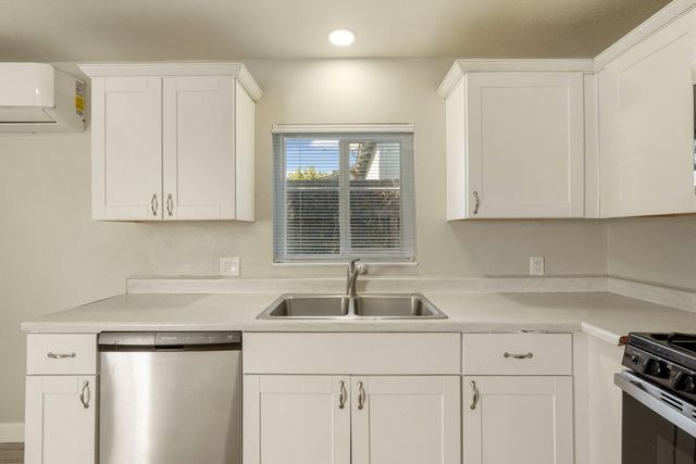 1628 N Golden Gate, Stockton, CA 95205