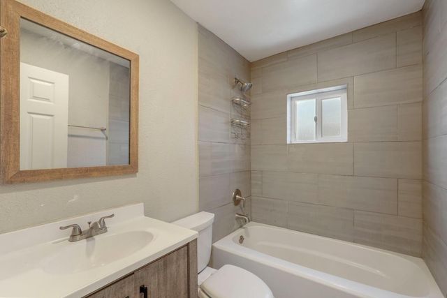 1628 N Golden Gate, Stockton, CA 95205