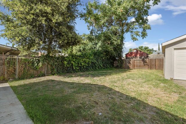 1628 N Golden Gate, Stockton, CA 95205