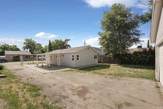 1628 N Golden Gate, Stockton, CA 95205