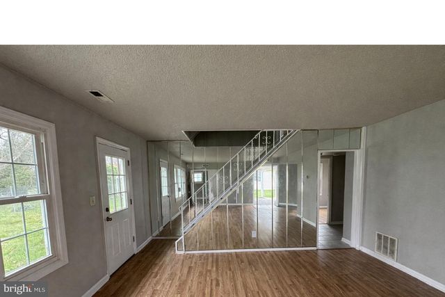 75 MAINBRIDGE LN, Willingboro, NJ 08046