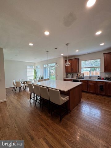 5980 TWIN BRANCH CT, Haymarket, VA 20169