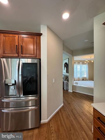 5980 TWIN BRANCH CT, Haymarket, VA 20169