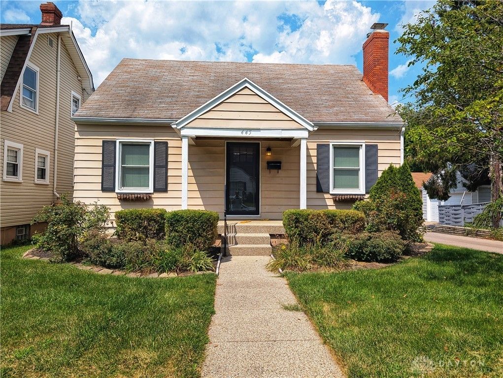 445 Peach Orchard Avenue, Dayton, OH 45419