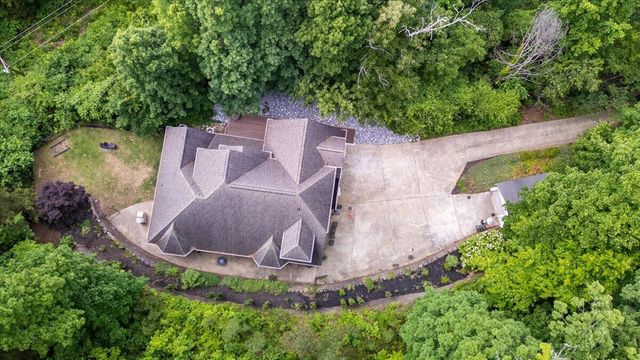 2399 Red Tail Lane, Chattanooga, TN 37421