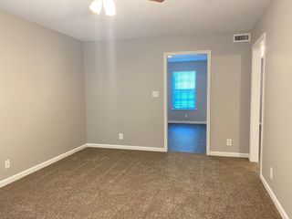 421 Martha Ln Apt D, Clarksville, TN 37043