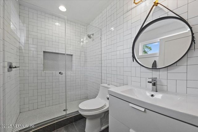 3235 OLD BARN Road W, Ponte Vedra Beach, FL 32082