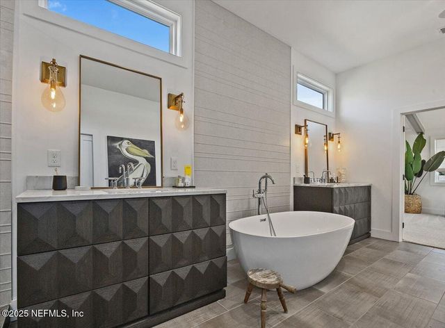 3235 OLD BARN Road W, Ponte Vedra Beach, FL 32082