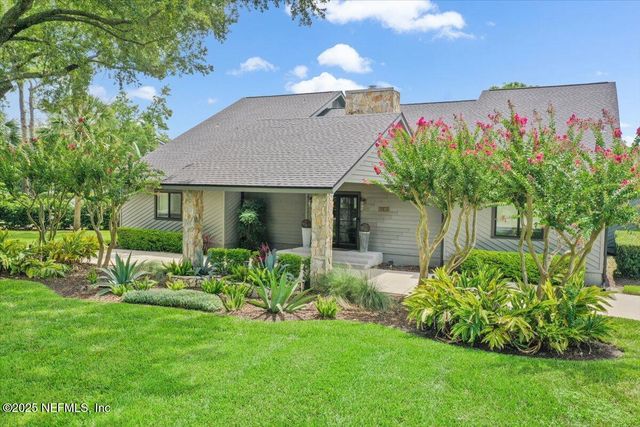 3235 OLD BARN Road W, Ponte Vedra Beach, FL 32082