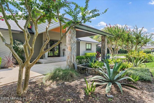 3235 OLD BARN Road W, Ponte Vedra Beach, FL 32082