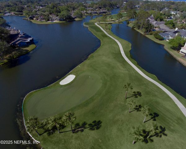 3235 OLD BARN Road W, Ponte Vedra Beach, FL 32082